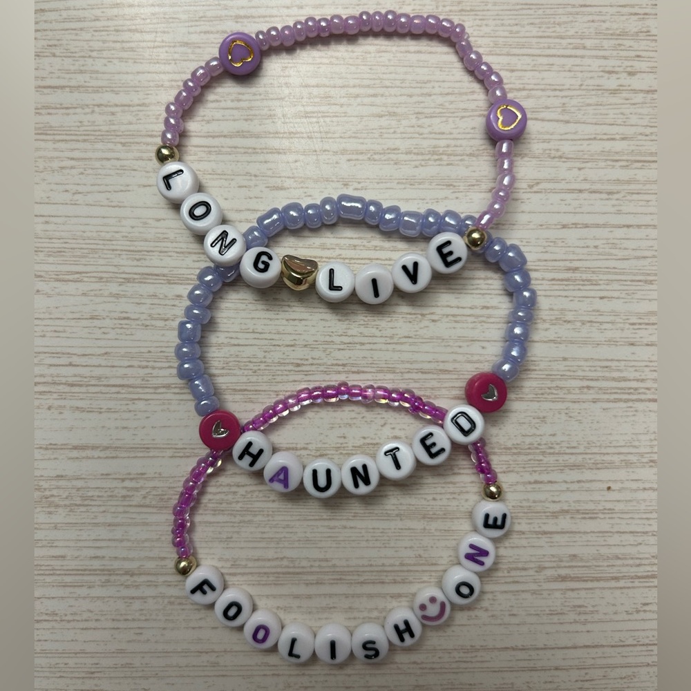3 speak now Taylor swift friendship bracelets